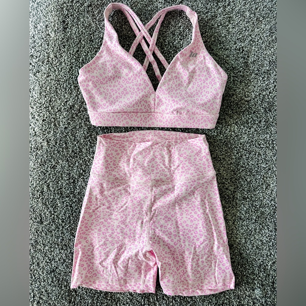 Muscle Nation Pink Cheetah Print Set